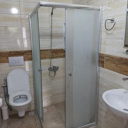 Karaca & Apart 3* ترابزون