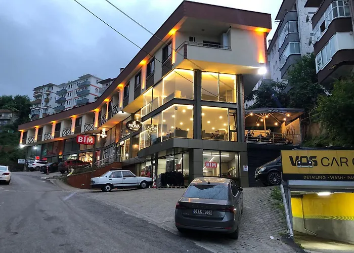 Ξενοδοχείο με διαμερίσματα Karaca & Apart 3*